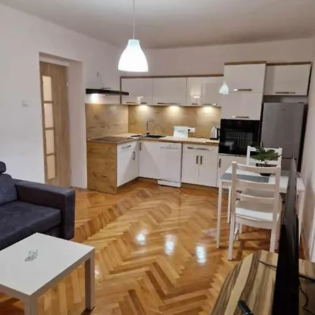 Apartament W Centrum Prudnik Eksteriør bilde